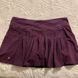 Lululemon Circuit breaker skirt, darkest magenta
